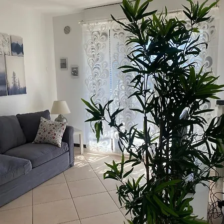 Pretty By Ghor Apartment